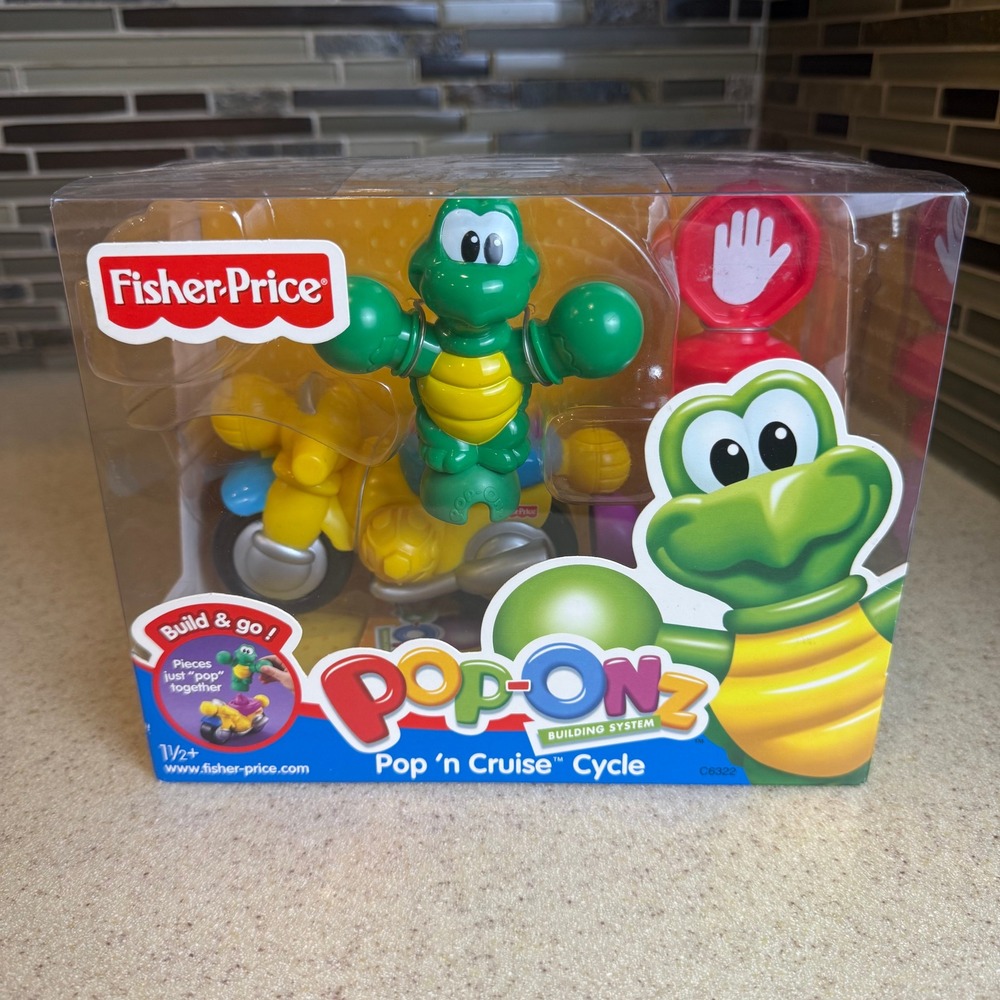 NEW Vintage 2004 Fisher Price Pop-Onz Pop n Cruise Cycle C6322 Building Set